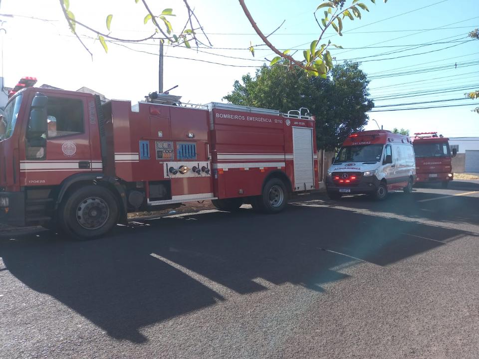 Foto 4 de 7 — Acidente com botijão de gás assusta moradores de Araraquara; vítima foi socorrida